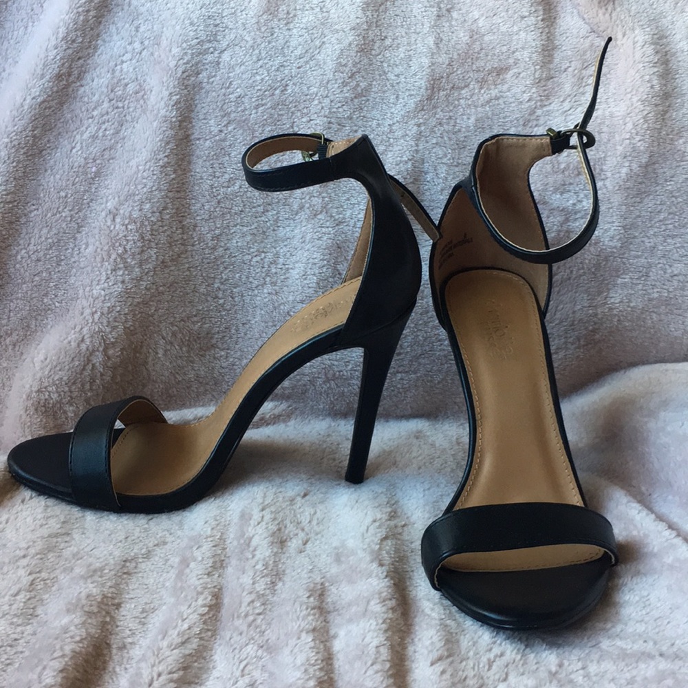 Black strap heels
